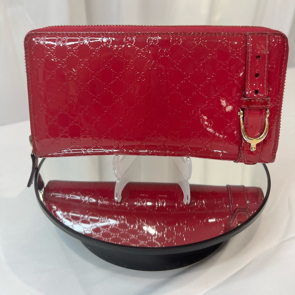 Authentic Gucci Dark Pink / Fuchsia Patent Leather Wallet
